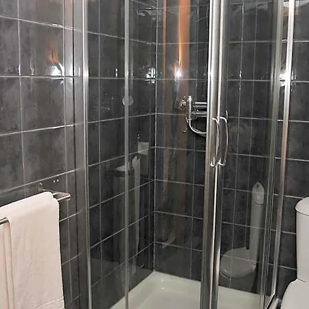 Ibiza Hotel *